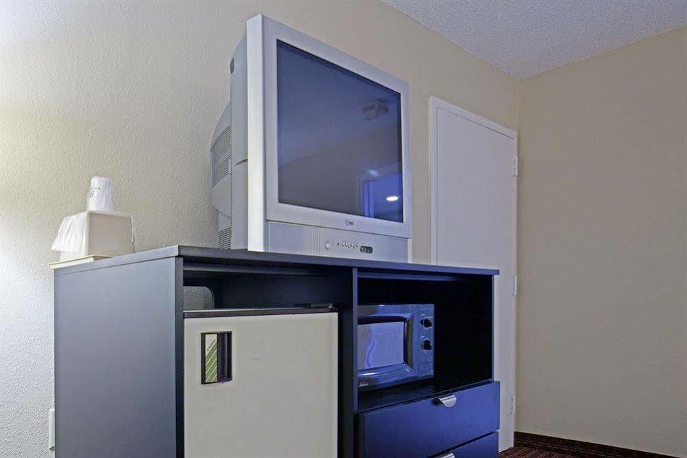 Americas Best Value Inn-Montezuma Εξωτερικό φωτογραφία